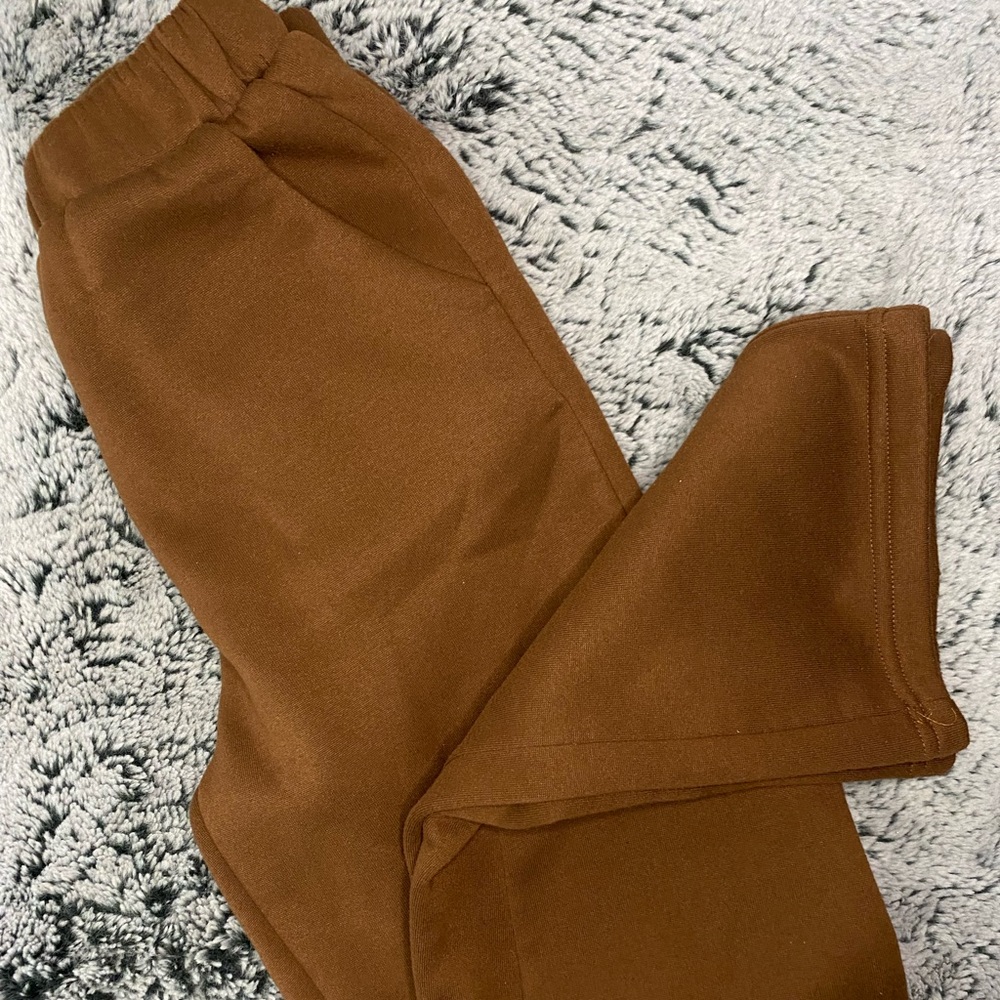 brown sweatpants